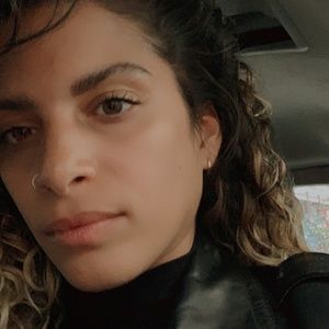 Meet your Posher, Mahkeebah